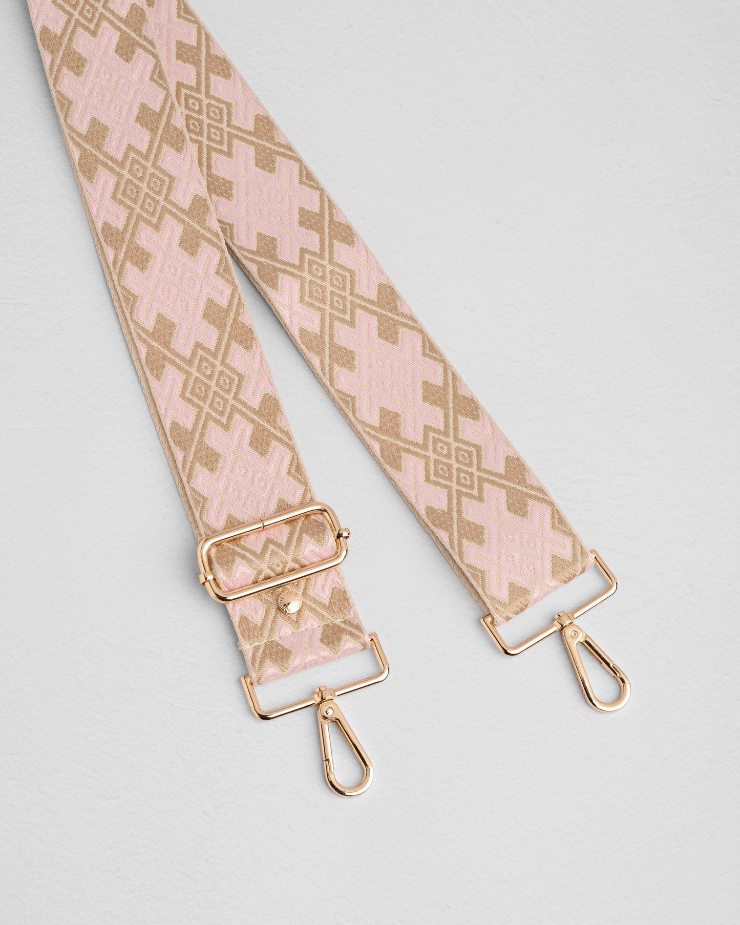 Töskuól pink cross stitch